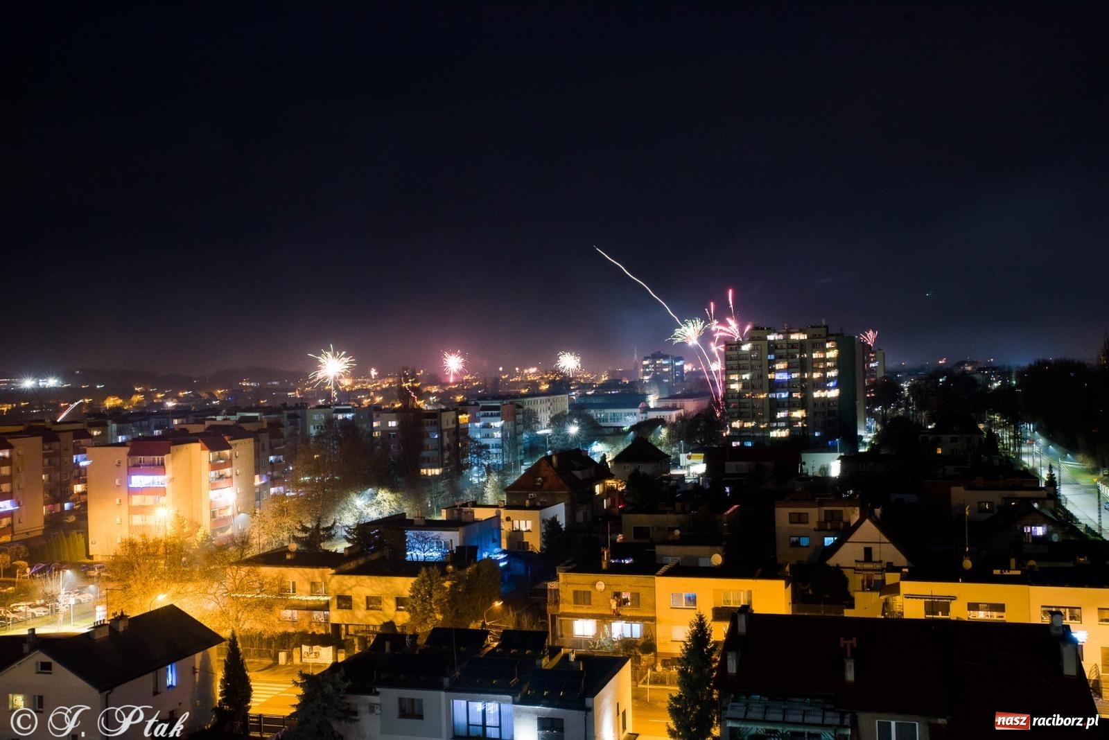 Zdjęcie w galerii na portalu naszraciborz.pl: Racibórz powitał nowy rok 2023 [FOTO i WIDEO] wiadomości z regionu