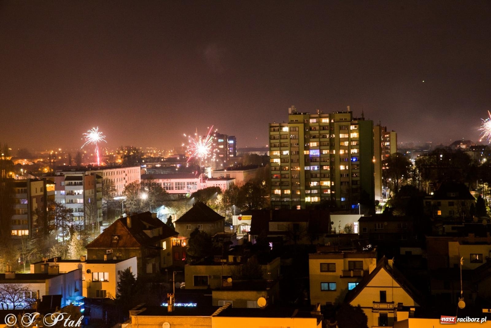 Zdjęcie w galerii na portalu naszraciborz.pl: Racibórz powitał nowy rok 2023 [FOTO i WIDEO] wiadomości z regionu