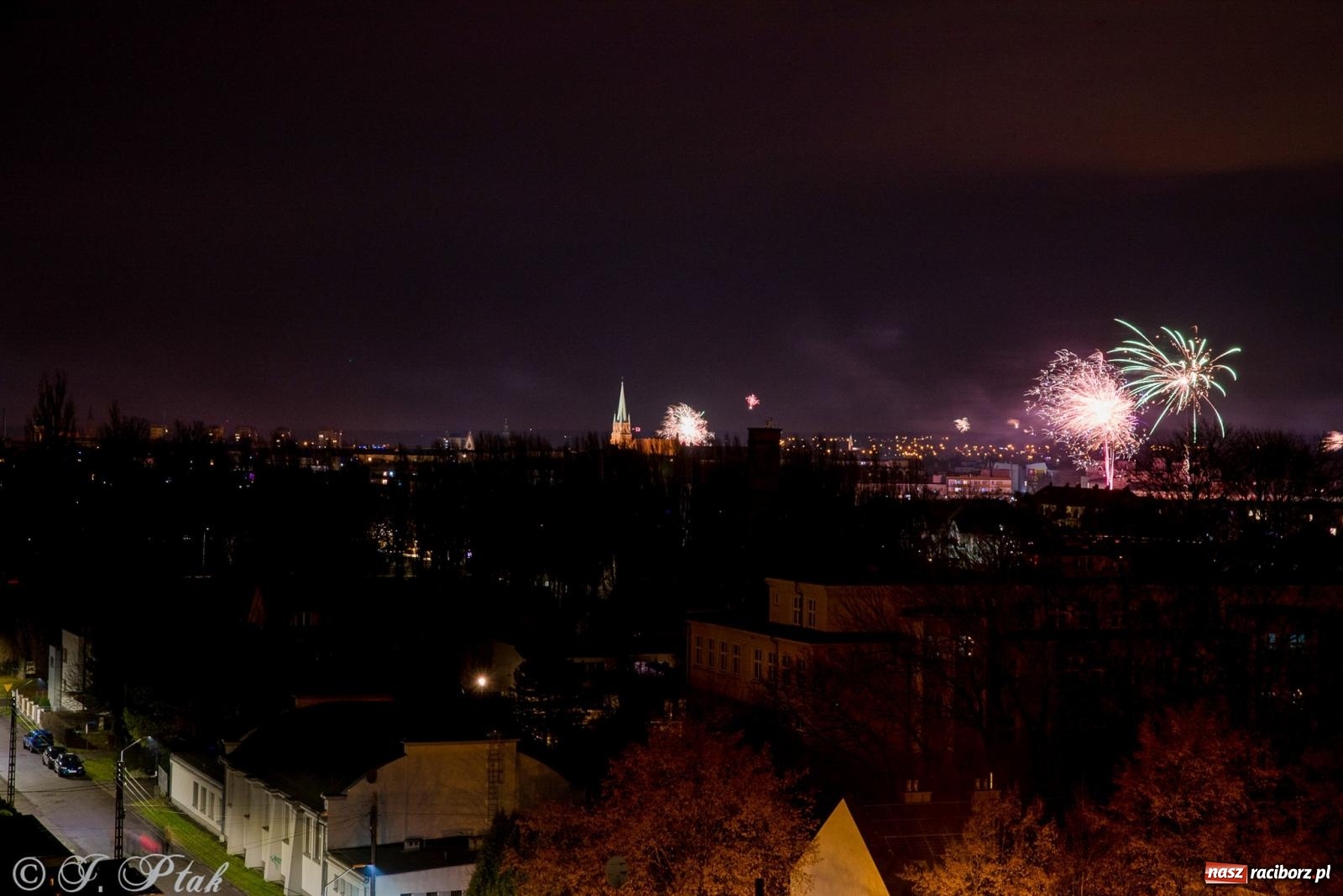 Zdjęcie w galerii na portalu naszraciborz.pl: Racibórz powitał nowy rok 2023 [FOTO i WIDEO] wiadomości z regionu