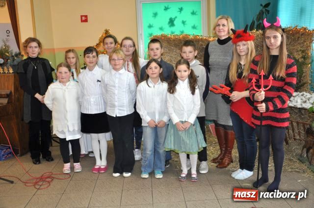 Zdjęcie w galerii na portalu naszraciborz.pl: Kolędowali w Wojnowicach wiadomości z regionu