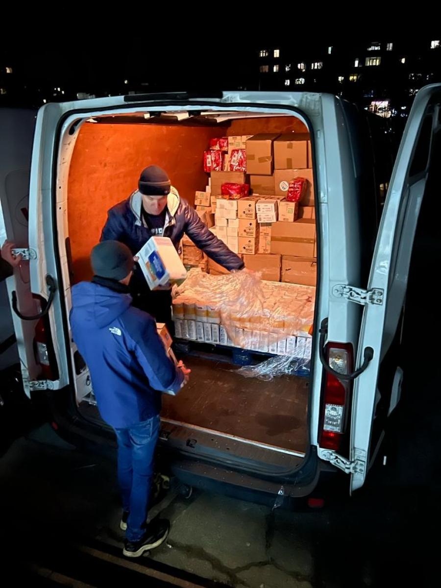 Zdjęcie w galerii na portalu naszraciborz.pl: Dary z powiatu raciborskiego dotarły niemal pod linię frontu. 900 km podróży na zdjęciach wiadomości z regionu