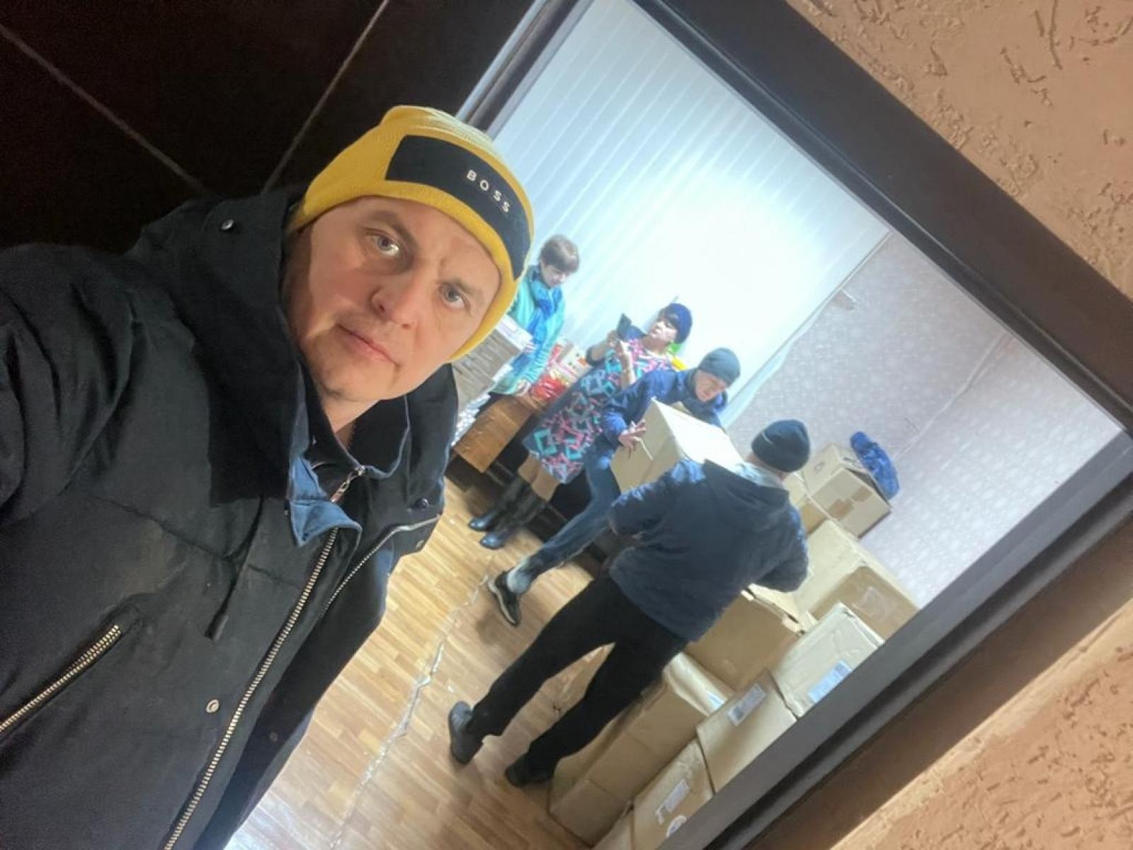 Zdjęcie w galerii na portalu naszraciborz.pl: Dary z powiatu raciborskiego dotarły niemal pod linię frontu. 900 km podróży na zdjęciach wiadomości z regionu