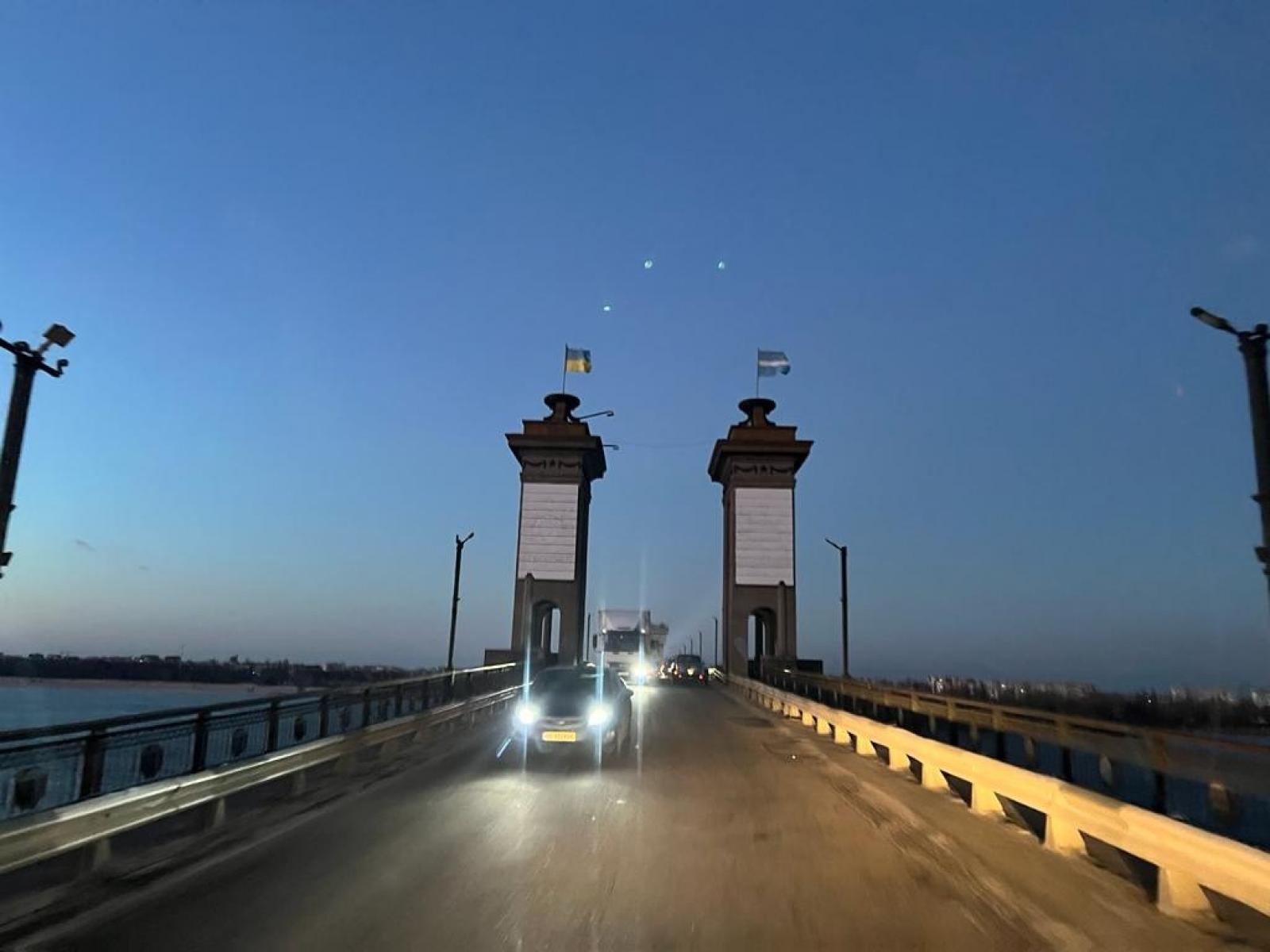 Zdjęcie w galerii na portalu naszraciborz.pl: Dary z powiatu raciborskiego dotarły niemal pod linię frontu. 900 km podróży na zdjęciach wiadomości z regionu