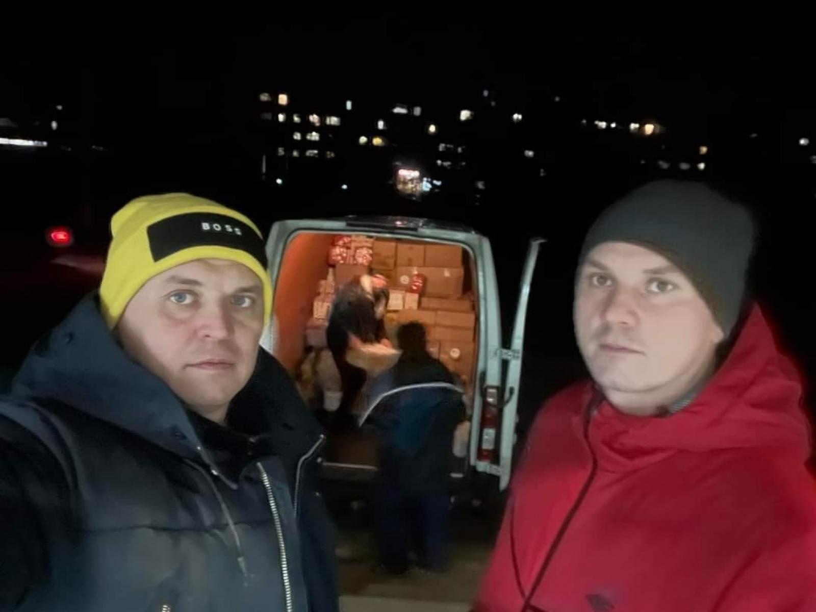 Zdjęcie w galerii na portalu naszraciborz.pl: Dary z powiatu raciborskiego dotarły niemal pod linię frontu. 900 km podróży na zdjęciach wiadomości z regionu