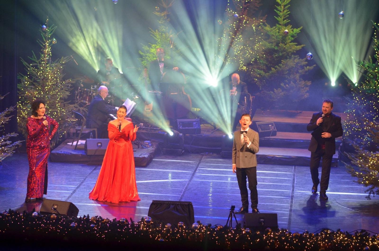 Zdjęcie w galerii na portalu naszraciborz.pl: Niezapomniana gala noworoczna w RCK [FOTO] wiadomości z regionu