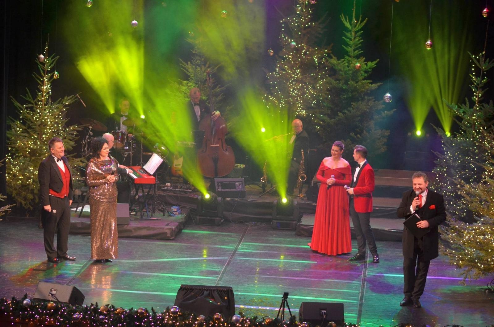 Zdjęcie w galerii na portalu naszraciborz.pl: Niezapomniana gala noworoczna w RCK [FOTO] wiadomości z regionu