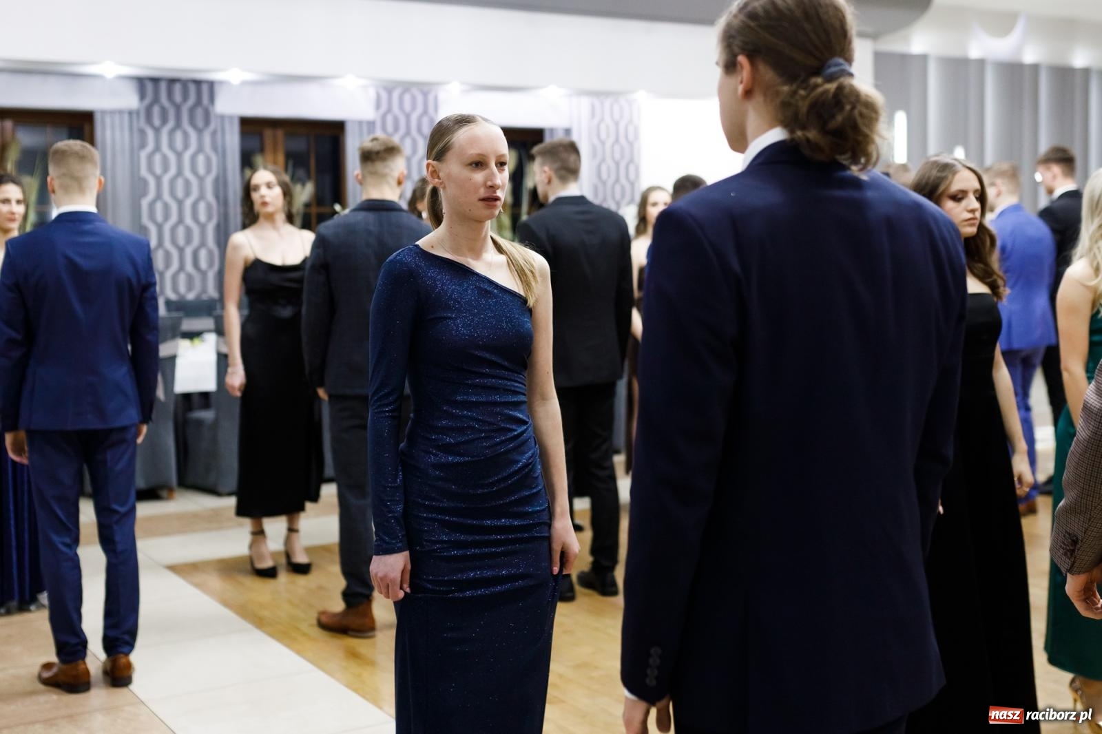 Zdjęcie w galerii na portalu naszraciborz.pl: Studniówka i huczne 100 lat w ZSOMS wiadomości z regionu