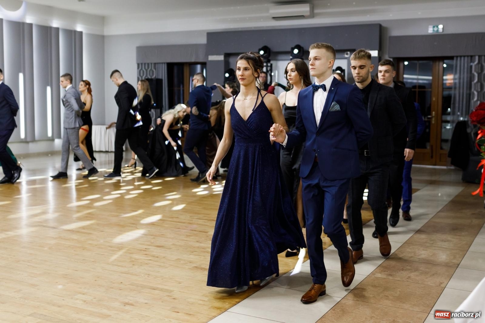 Zdjęcie w galerii na portalu naszraciborz.pl: Studniówka i huczne 100 lat w ZSOMS wiadomości z regionu