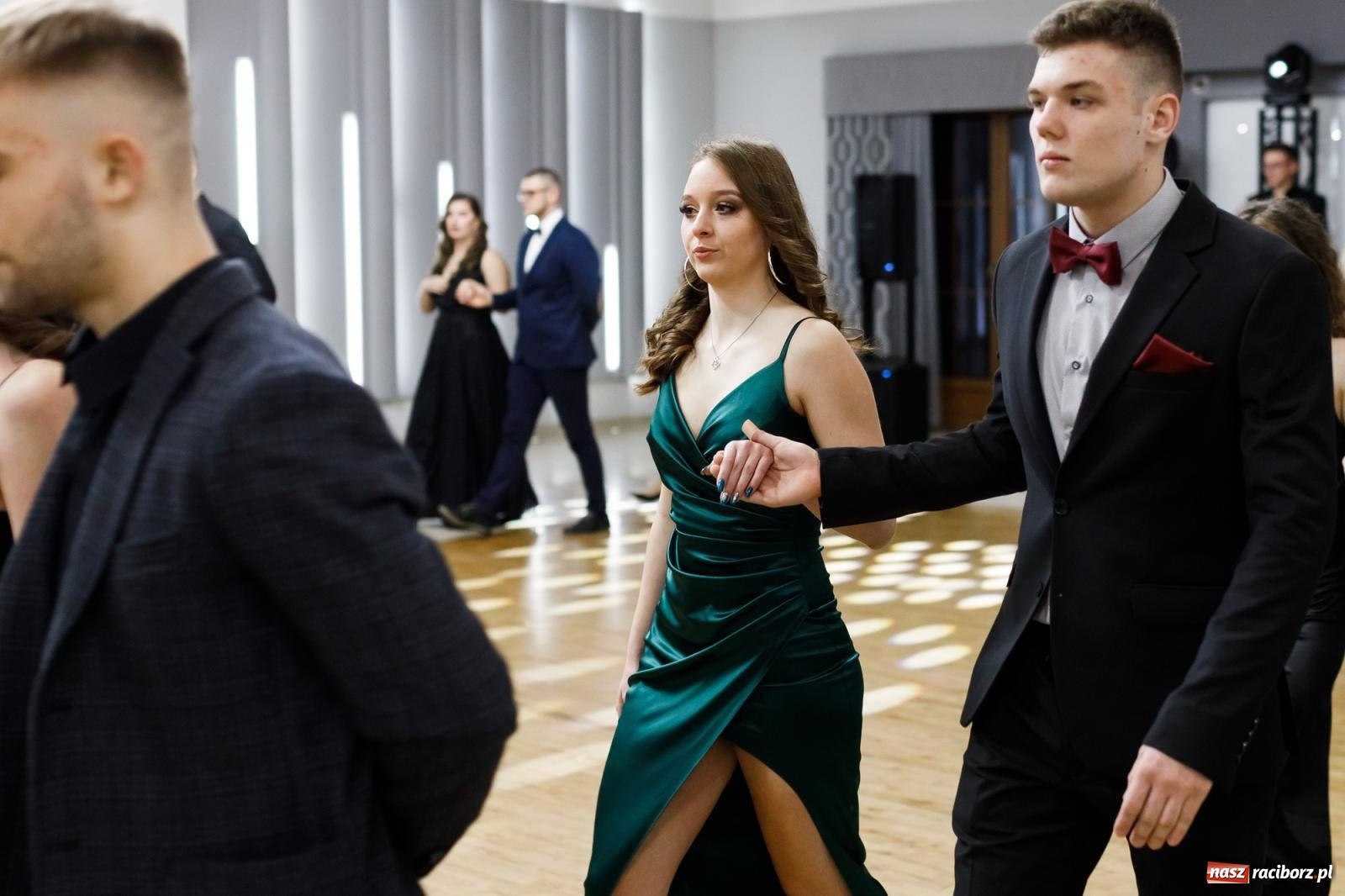 Zdjęcie w galerii na portalu naszraciborz.pl: Studniówka i huczne 100 lat w ZSOMS wiadomości z regionu