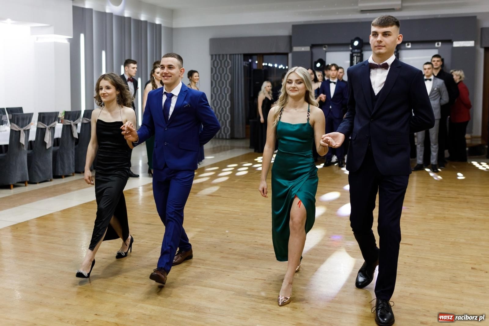 Zdjęcie w galerii na portalu naszraciborz.pl: Studniówka i huczne 100 lat w ZSOMS wiadomości z regionu