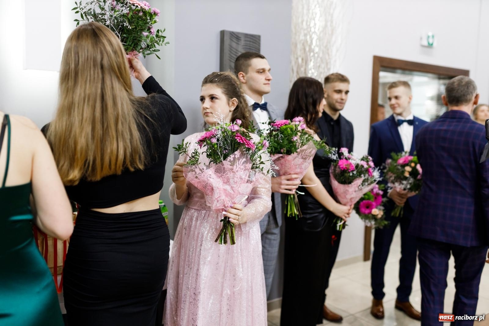Zdjęcie w galerii na portalu naszraciborz.pl: Studniówka i huczne 100 lat w ZSOMS wiadomości z regionu