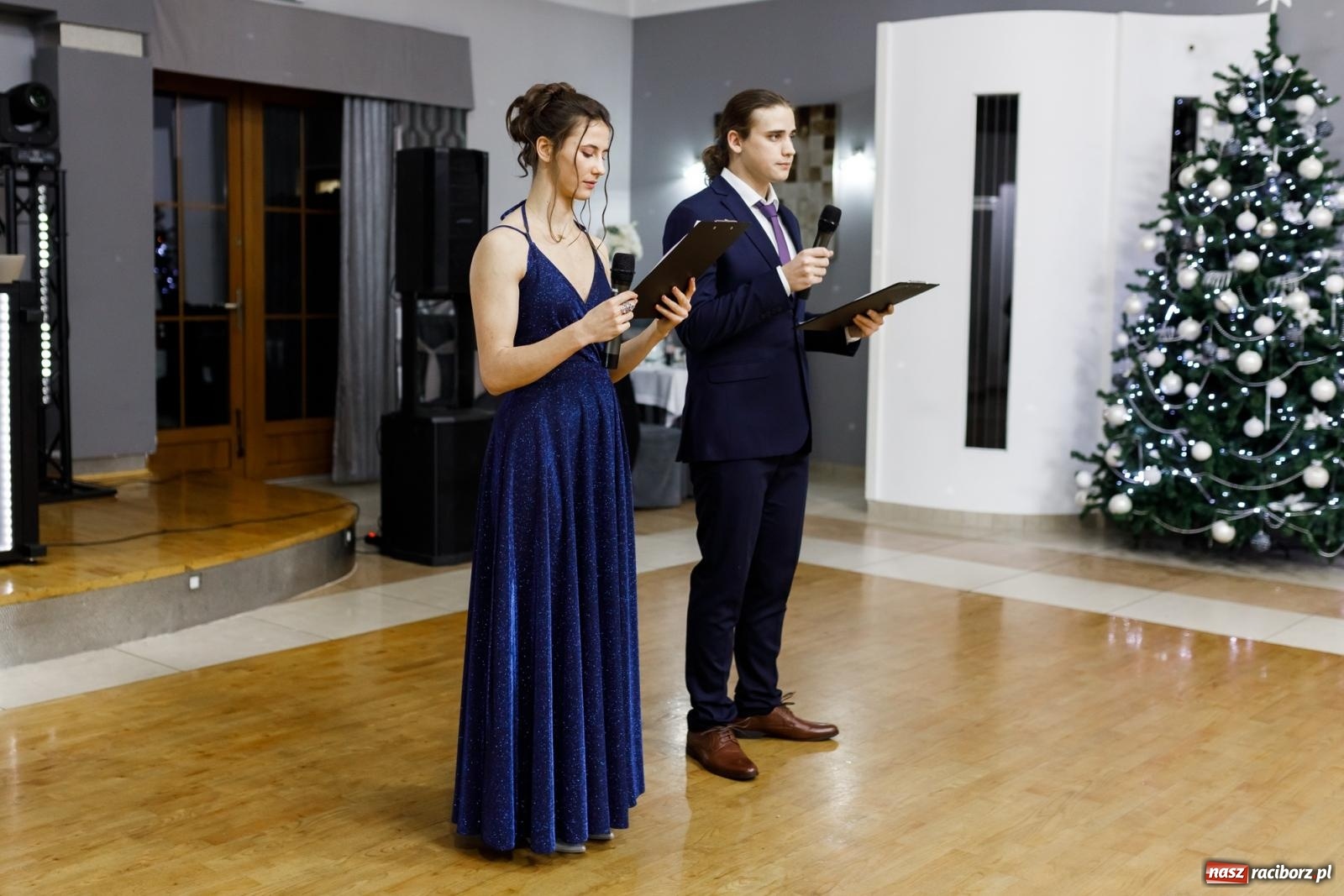 Zdjęcie w galerii na portalu naszraciborz.pl: Studniówka i huczne 100 lat w ZSOMS wiadomości z regionu