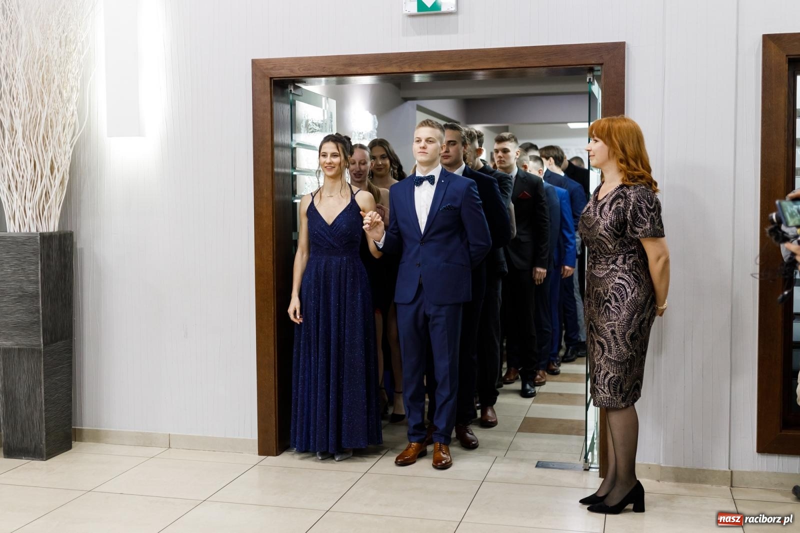 Zdjęcie w galerii na portalu naszraciborz.pl: Studniówka i huczne 100 lat w ZSOMS wiadomości z regionu