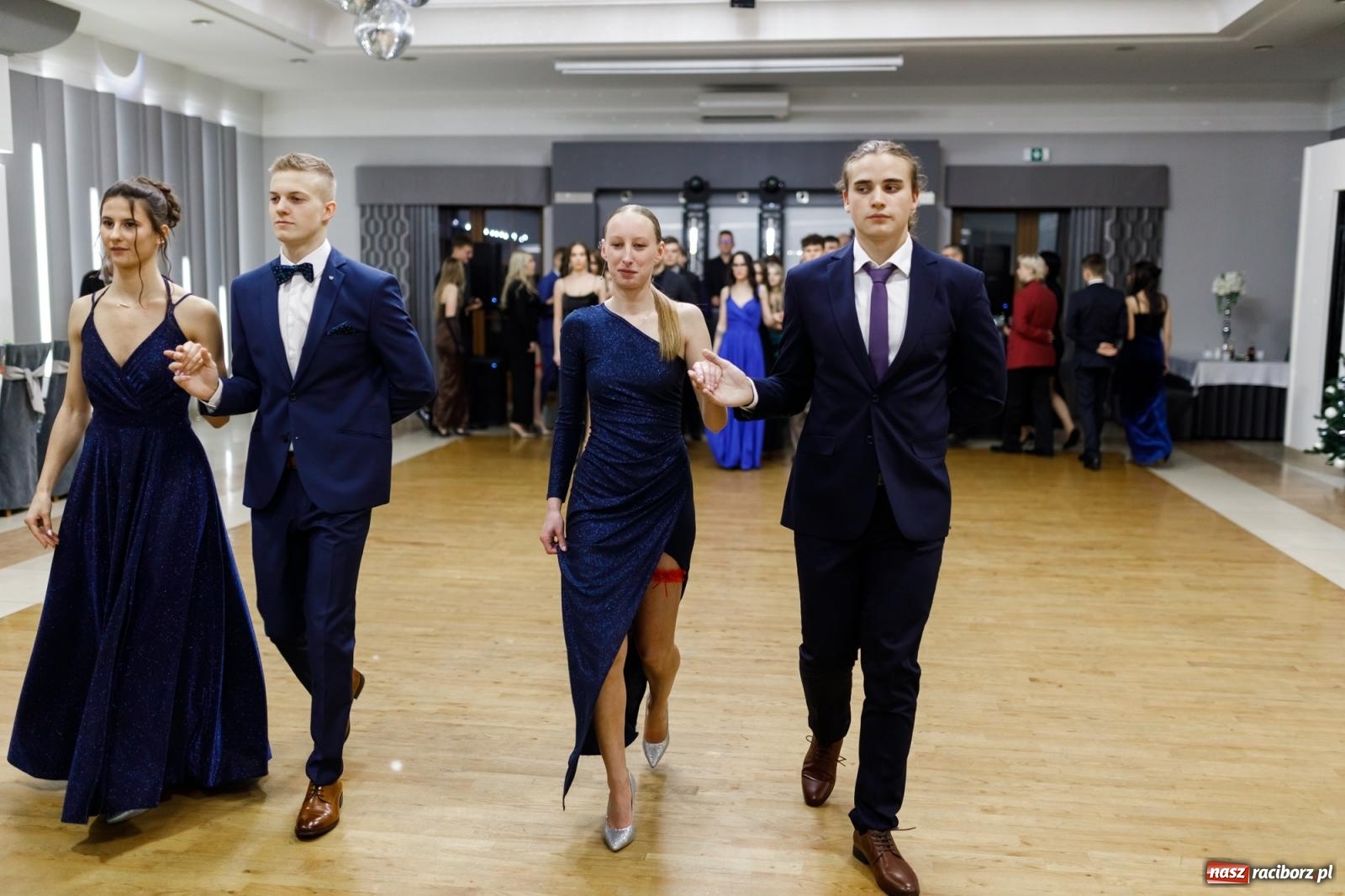 Zdjęcie w galerii na portalu naszraciborz.pl: Studniówka i huczne 100 lat w ZSOMS wiadomości z regionu