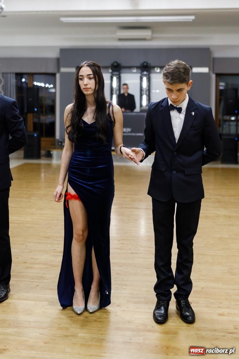 Zdjęcie w galerii na portalu naszraciborz.pl: Studniówka i huczne 100 lat w ZSOMS wiadomości z regionu