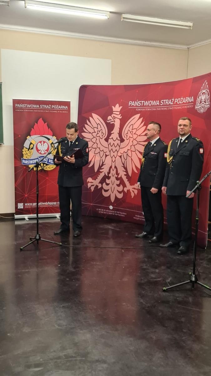 Zdjęcie w galerii na portalu naszraciborz.pl: Naczelnik Andrzej Charuk przeszedł na strażacką emeryturę wiadomości z regionu