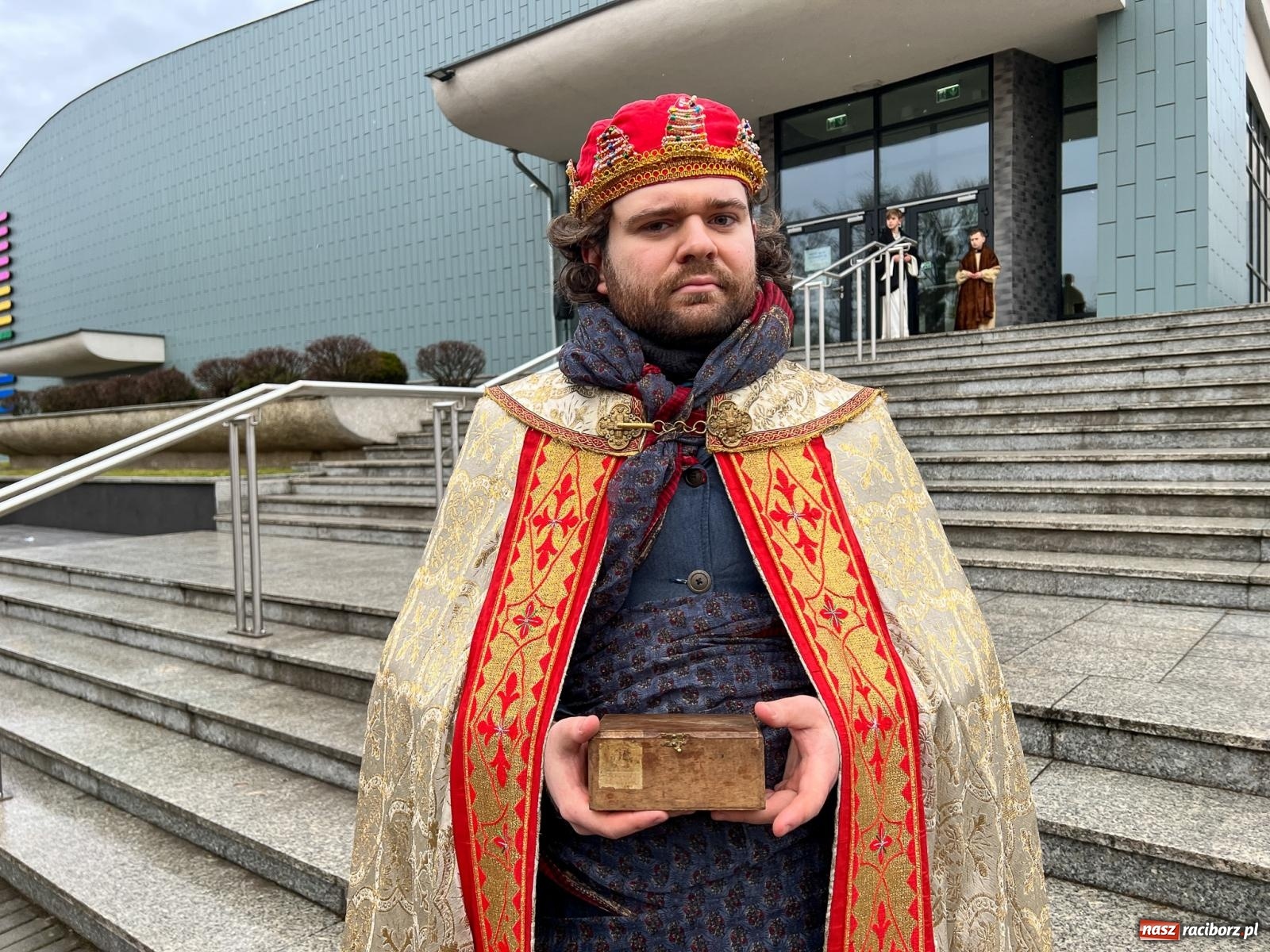 Zdjęcie w galerii na portalu naszraciborz.pl: Tłumy na Orszaku Trzech Króli w Raciborzu [FOTO i WIDEO] wiadomości z regionu