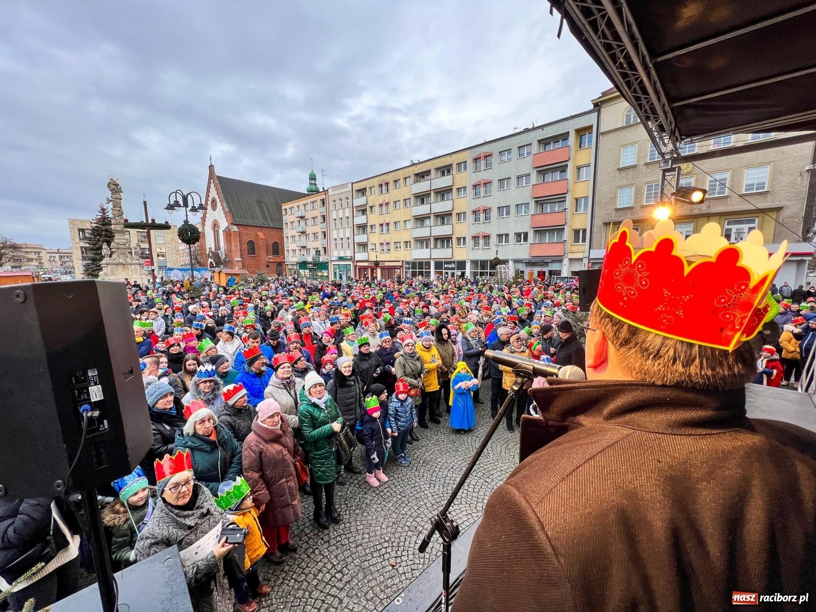 Zdjęcie w galerii na portalu naszraciborz.pl: Tłumy na Orszaku Trzech Króli w Raciborzu [FOTO i WIDEO] wiadomości z regionu