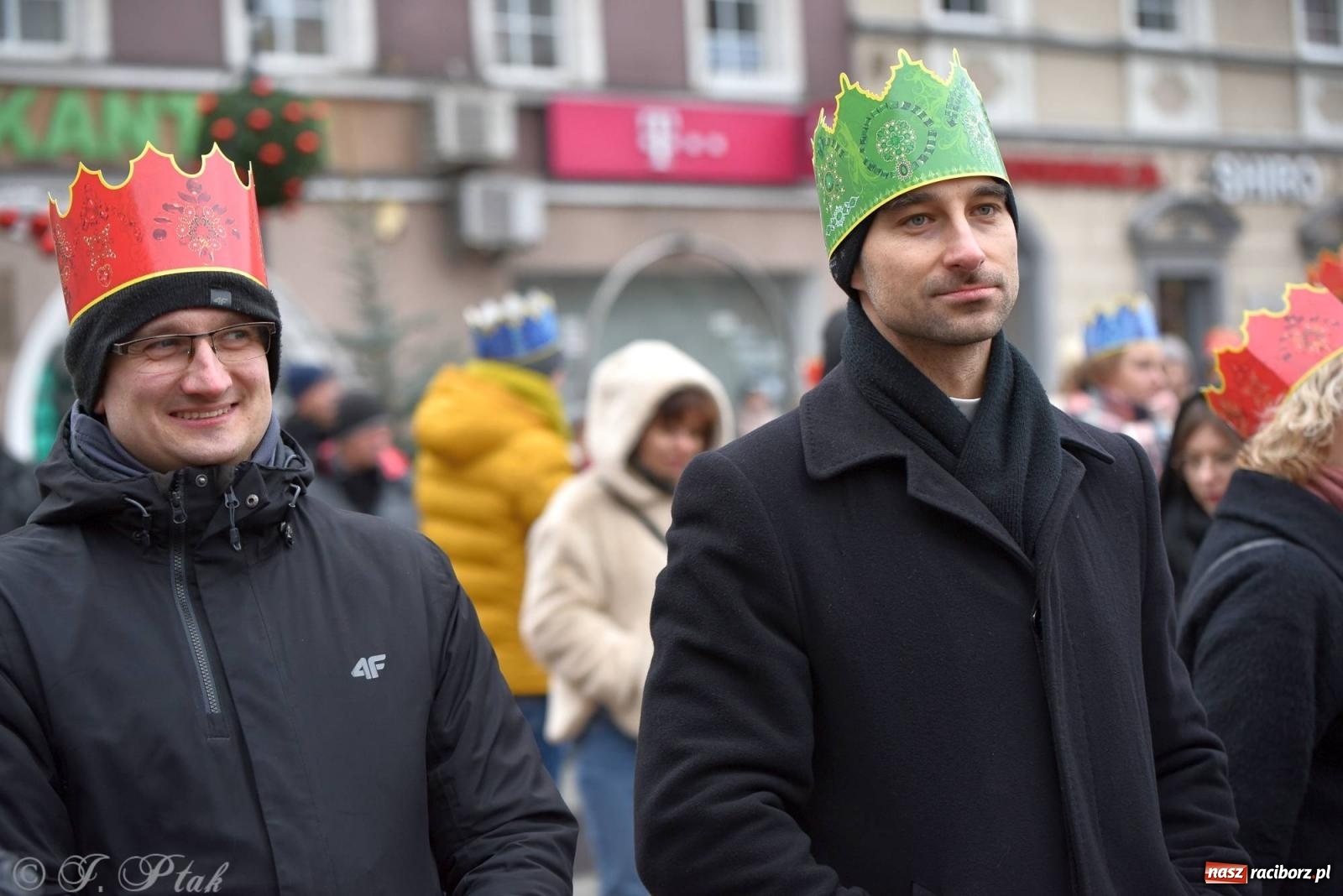 Zdjęcie w galerii na portalu naszraciborz.pl: Niech prowadzi nas gwiazda. Orszak Trzech Króli w Raciborzu i jego znaczenie [FOTO] wiadomości z regionu