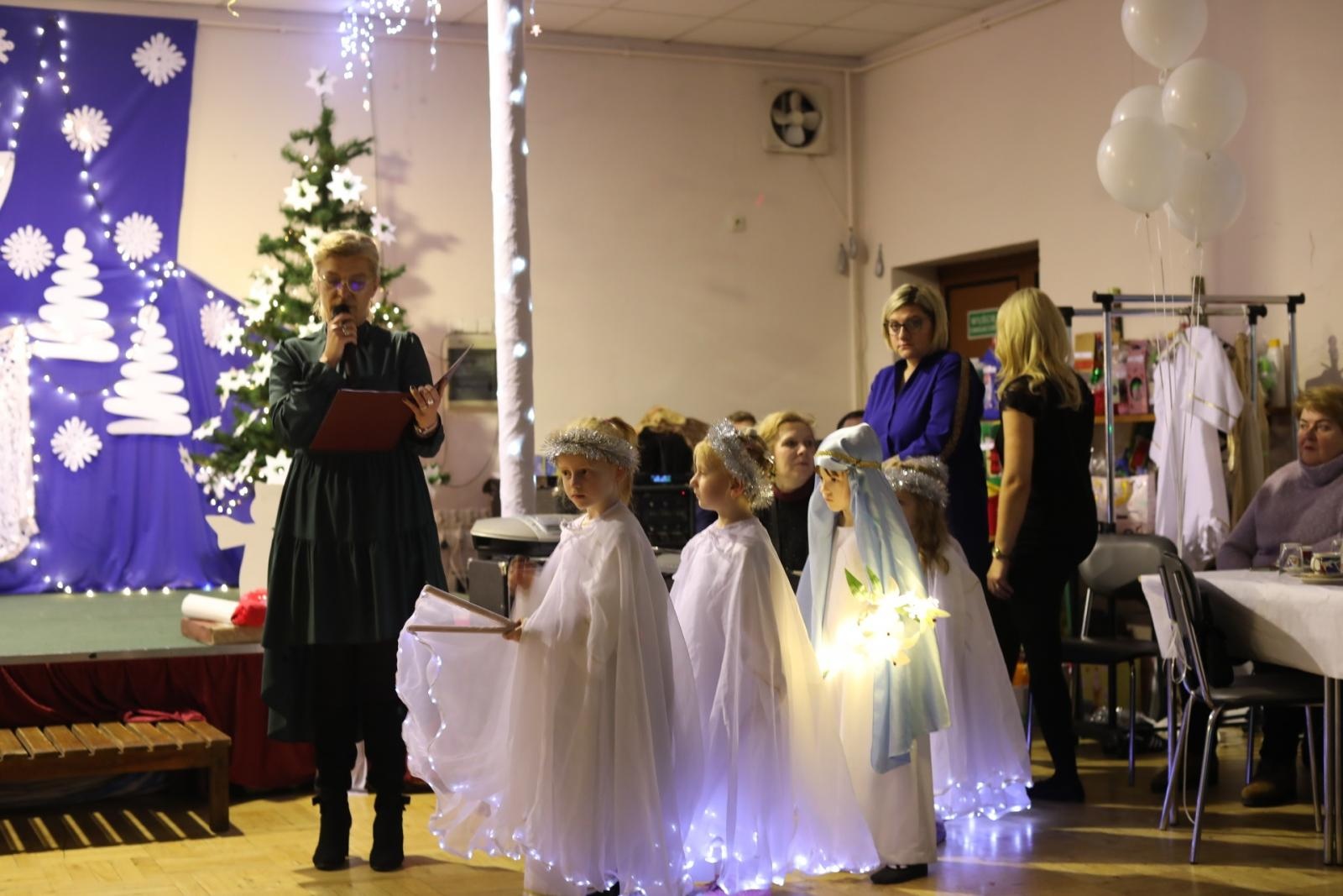 Zdjęcie w galerii na portalu naszraciborz.pl: Przepiękne jasełka i wigilia z humorem w Bojanowie [FOTO] wiadomości z regionu