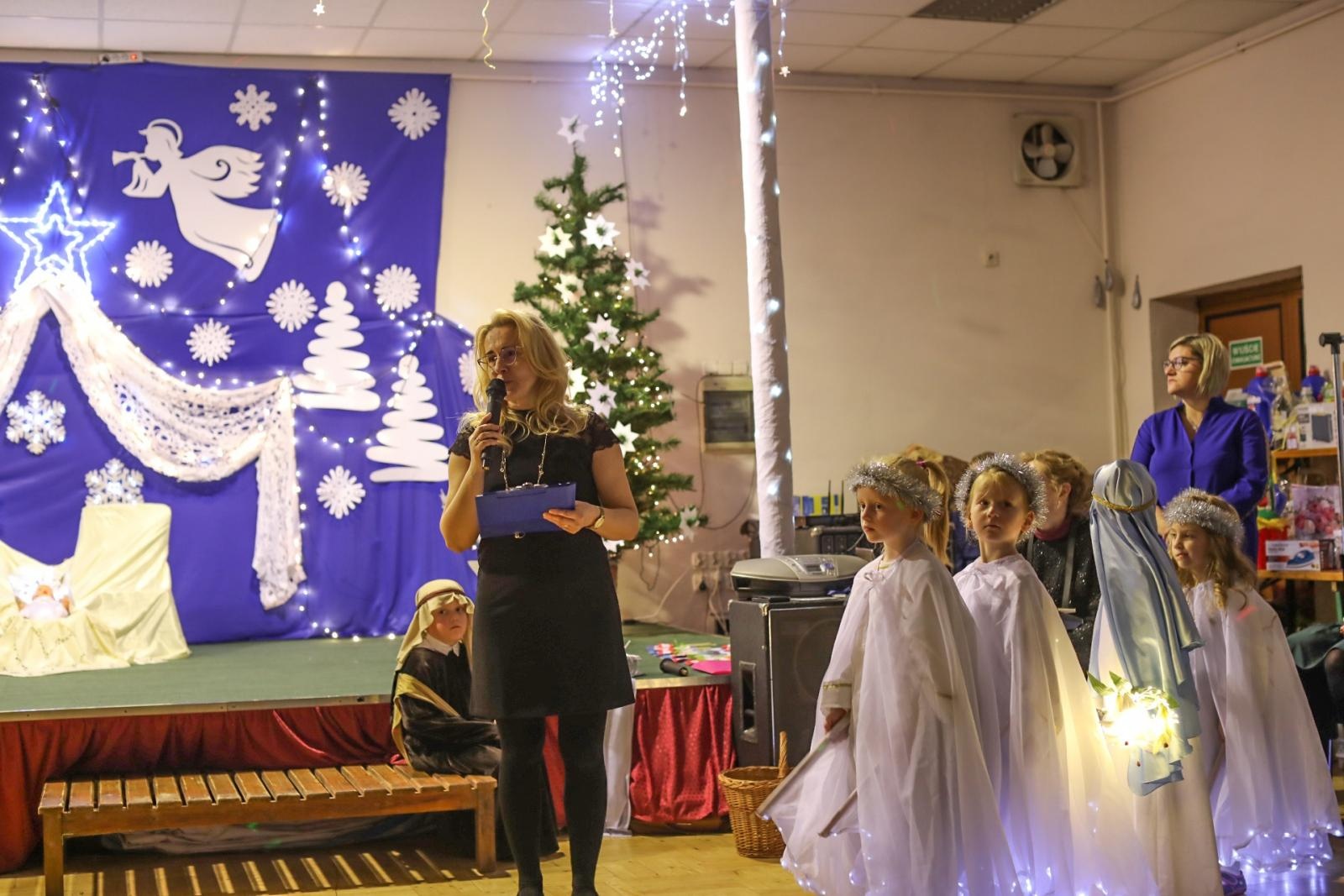 Zdjęcie w galerii na portalu naszraciborz.pl: Przepiękne jasełka i wigilia z humorem w Bojanowie [FOTO] wiadomości z regionu