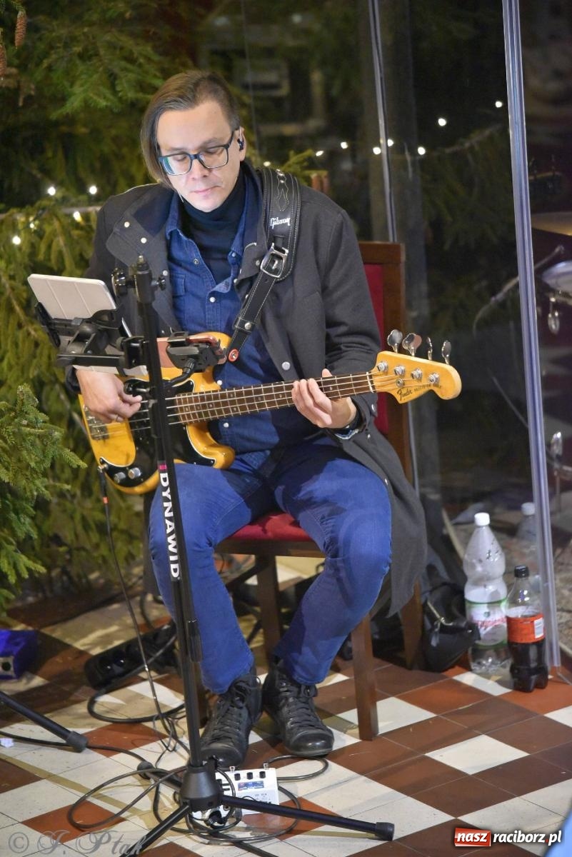 Zdjęcie w galerii na portalu naszraciborz.pl: W tym roku nie będzie koncertu kolęd i pastorałek małżeństwa Biskupów. Znamy powody wiadomości z regionu