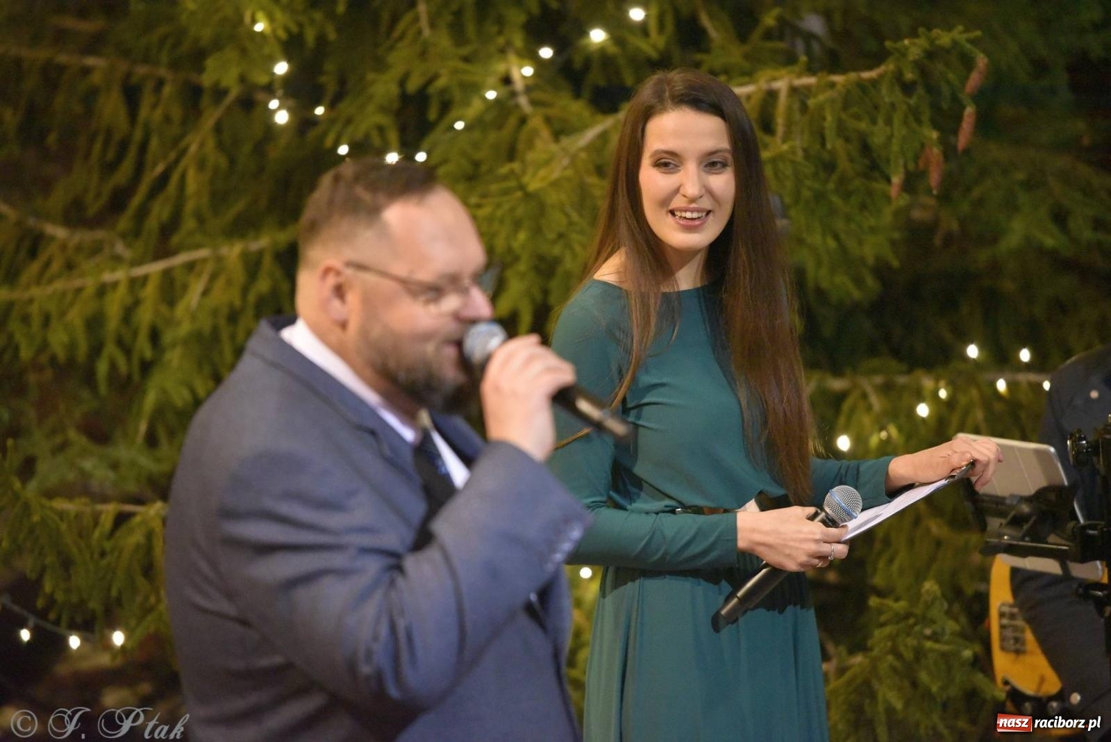 Zdjęcie w galerii na portalu naszraciborz.pl: W tym roku nie będzie koncertu kolęd i pastorałek małżeństwa Biskupów. Znamy powody wiadomości z regionu