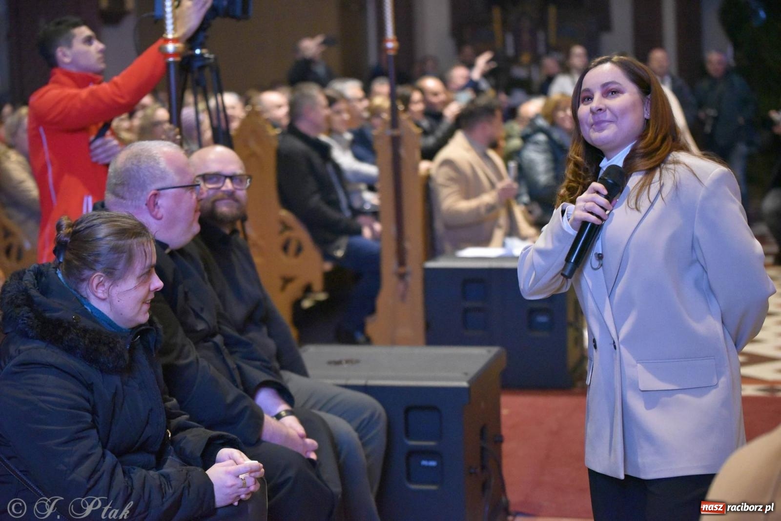 Zdjęcie w galerii na portalu naszraciborz.pl: W tym roku nie będzie koncertu kolęd i pastorałek małżeństwa Biskupów. Znamy powody wiadomości z regionu