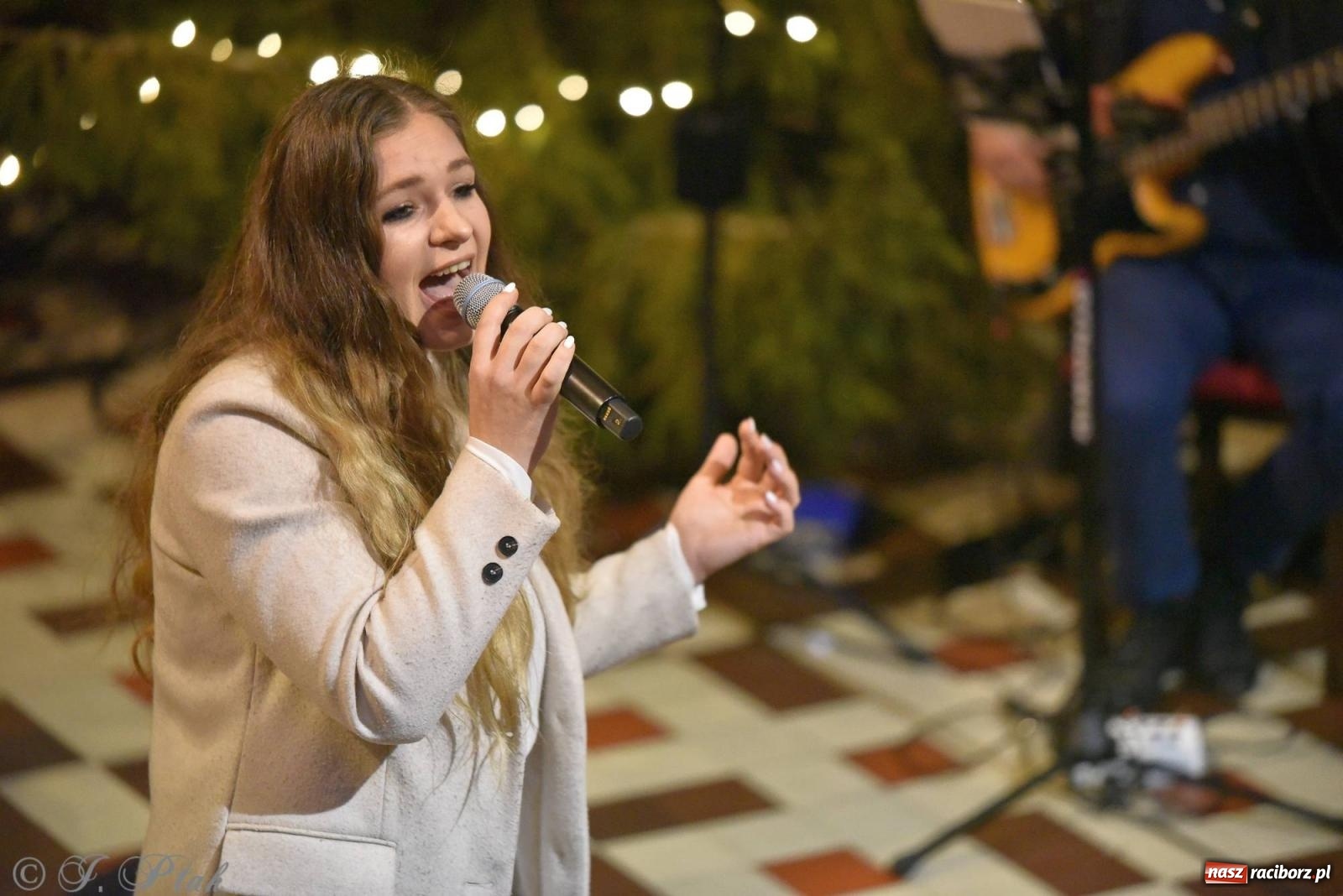 Zdjęcie w galerii na portalu naszraciborz.pl: W tym roku nie będzie koncertu kolęd i pastorałek małżeństwa Biskupów. Znamy powody wiadomości z regionu