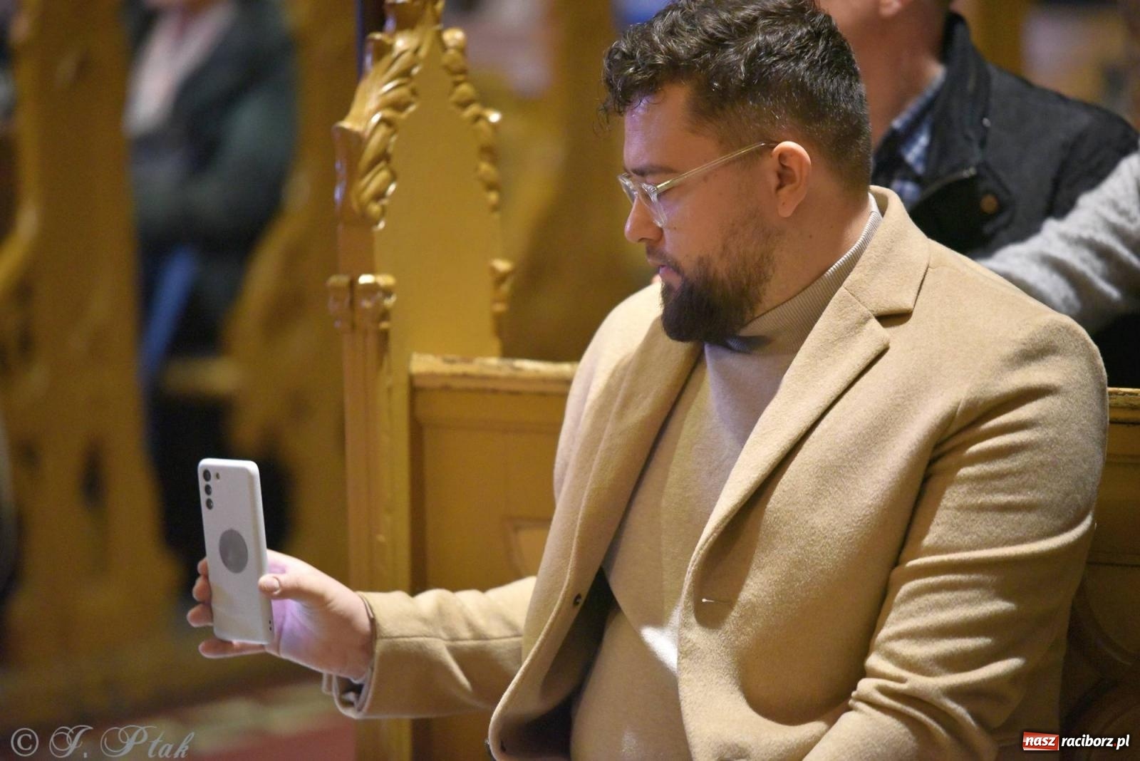 Zdjęcie w galerii na portalu naszraciborz.pl: W tym roku nie będzie koncertu kolęd i pastorałek małżeństwa Biskupów. Znamy powody wiadomości z regionu