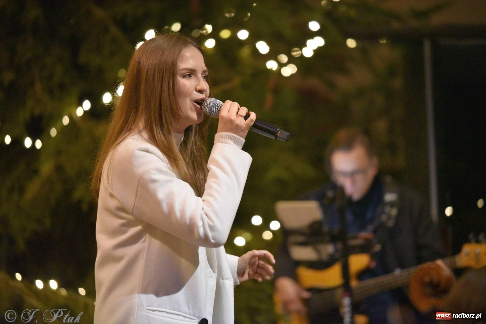 Zdjęcie w galerii na portalu naszraciborz.pl: W tym roku nie będzie koncertu kolęd i pastorałek małżeństwa Biskupów. Znamy powody wiadomości z regionu