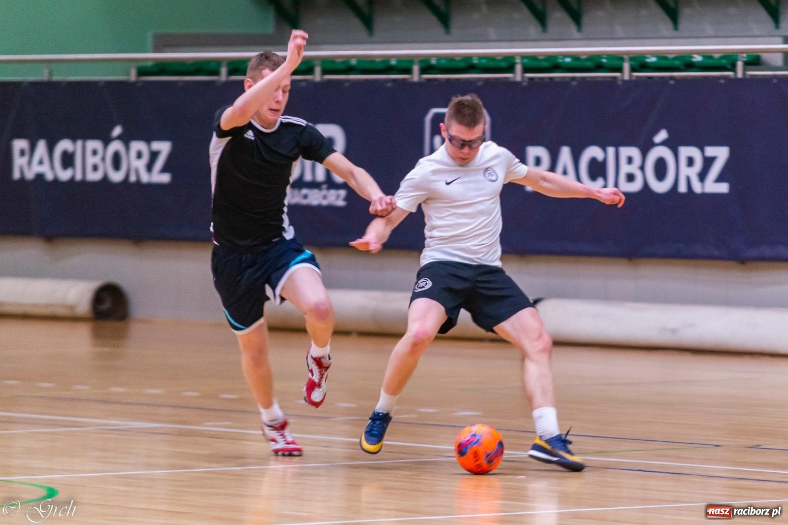 Zdjęcie w galerii na portalu naszraciborz.pl: Zacięte sobotnie pojedynki w HLPN [FOTO] wiadomości z regionu
