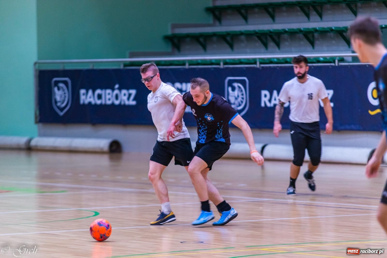 Zdjęcie w galerii na portalu naszraciborz.pl: Zacięte sobotnie pojedynki w HLPN [FOTO] wiadomości z regionu