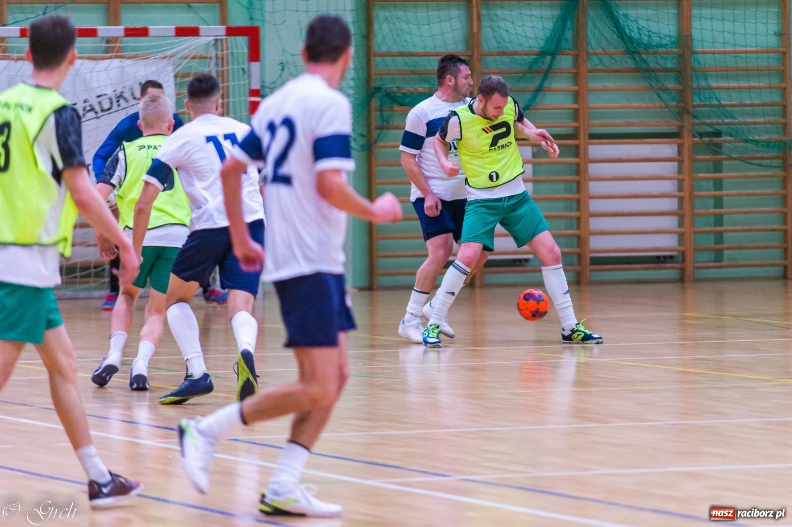 Zdjęcie w galerii na portalu naszraciborz.pl: Zacięte sobotnie pojedynki w HLPN [FOTO] wiadomości z regionu