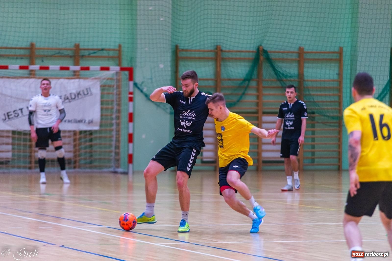Zdjęcie w galerii na portalu naszraciborz.pl: Zacięte sobotnie pojedynki w HLPN [FOTO] wiadomości z regionu