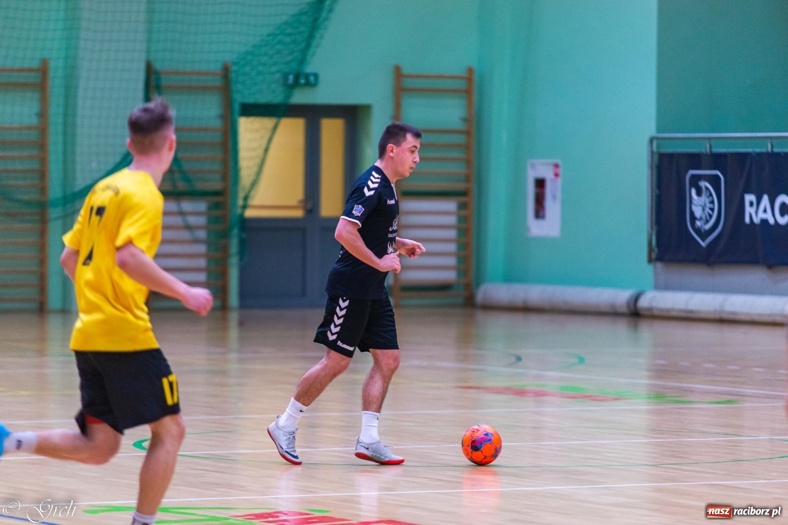 Zdjęcie w galerii na portalu naszraciborz.pl: Zacięte sobotnie pojedynki w HLPN [FOTO] wiadomości z regionu