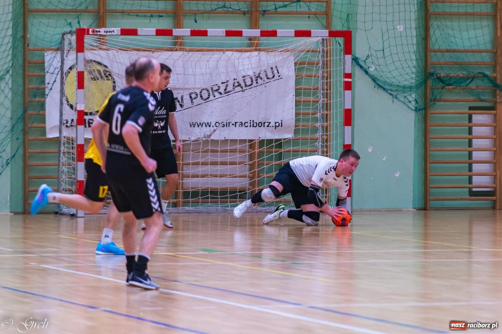 Zdjęcie w galerii na portalu naszraciborz.pl: Zacięte sobotnie pojedynki w HLPN [FOTO] wiadomości z regionu