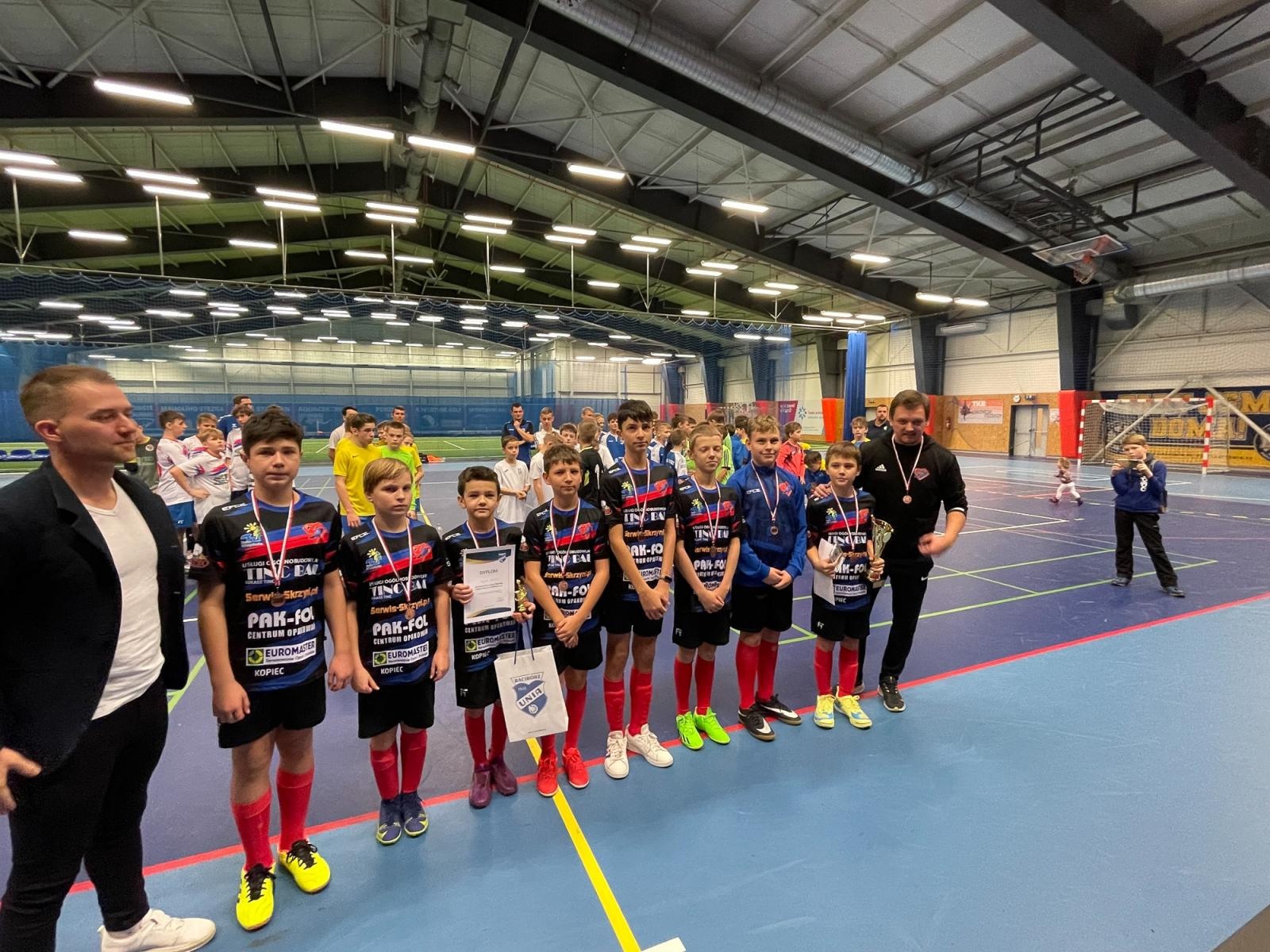 Zdjęcie w galerii na portalu naszraciborz.pl: Piłkarska rywalizacja rocznika 2010 o Puchar Prezesa Unii Racibórz [FOTO i WIDEO] wiadomości z regionu