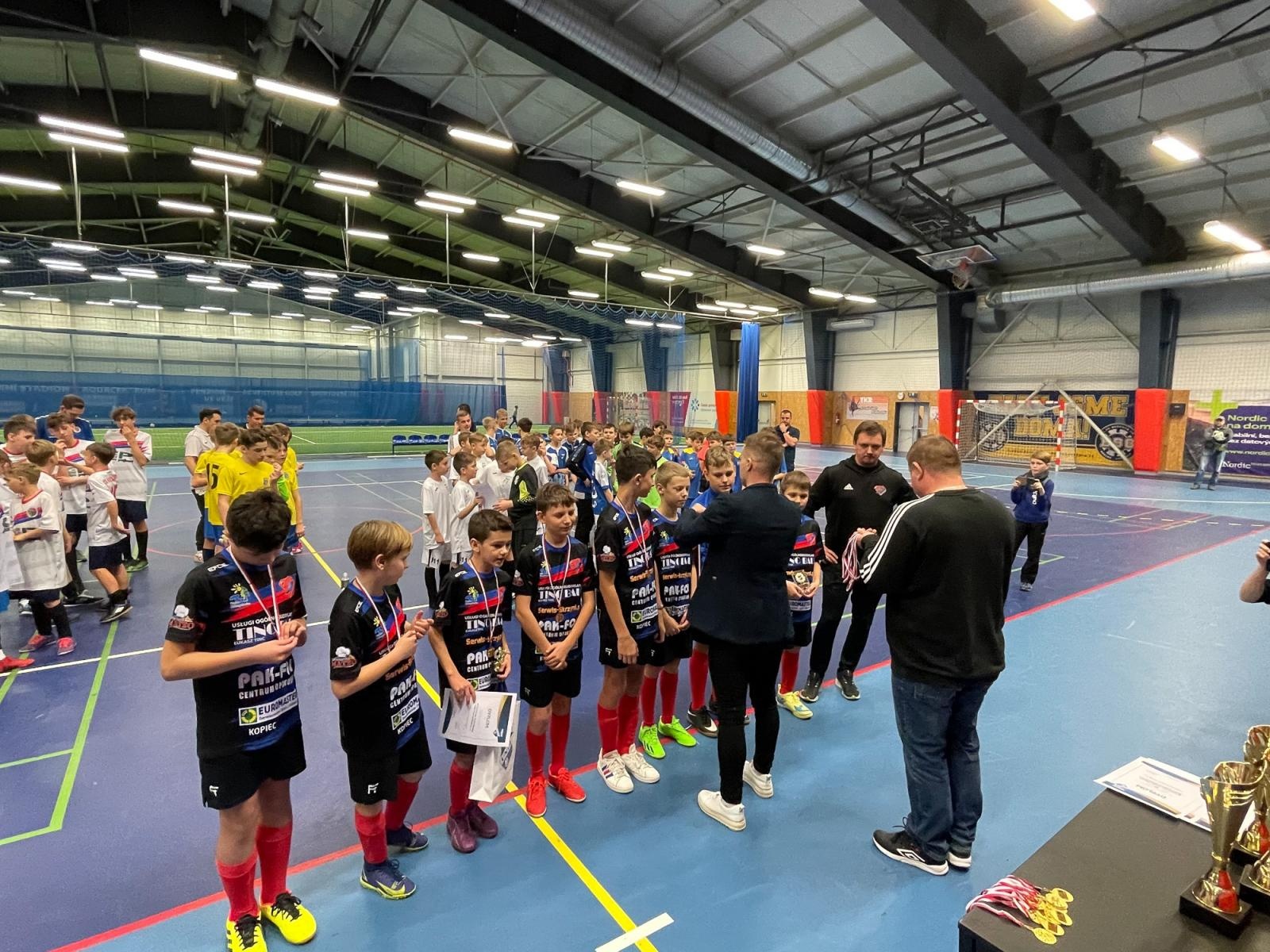 Zdjęcie w galerii na portalu naszraciborz.pl: Piłkarska rywalizacja rocznika 2010 o Puchar Prezesa Unii Racibórz [FOTO i WIDEO] wiadomości z regionu