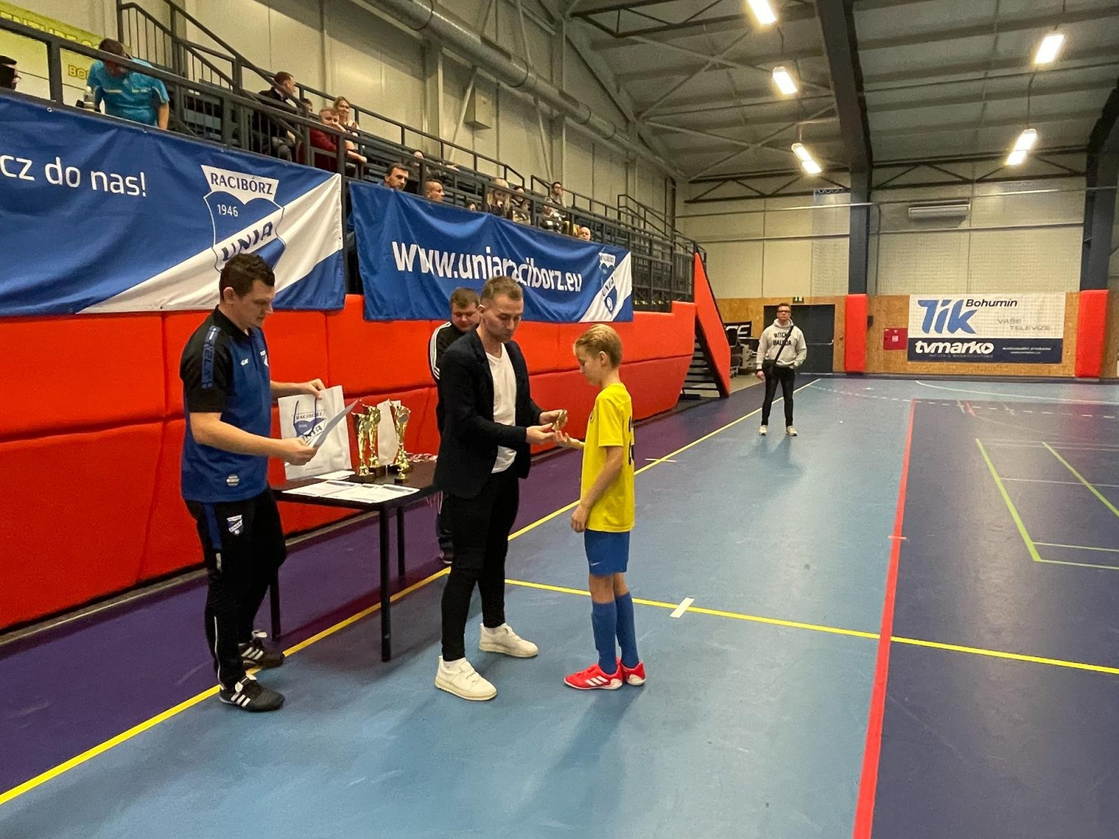 Zdjęcie w galerii na portalu naszraciborz.pl: Piłkarska rywalizacja rocznika 2010 o Puchar Prezesa Unii Racibórz [FOTO i WIDEO] wiadomości z regionu