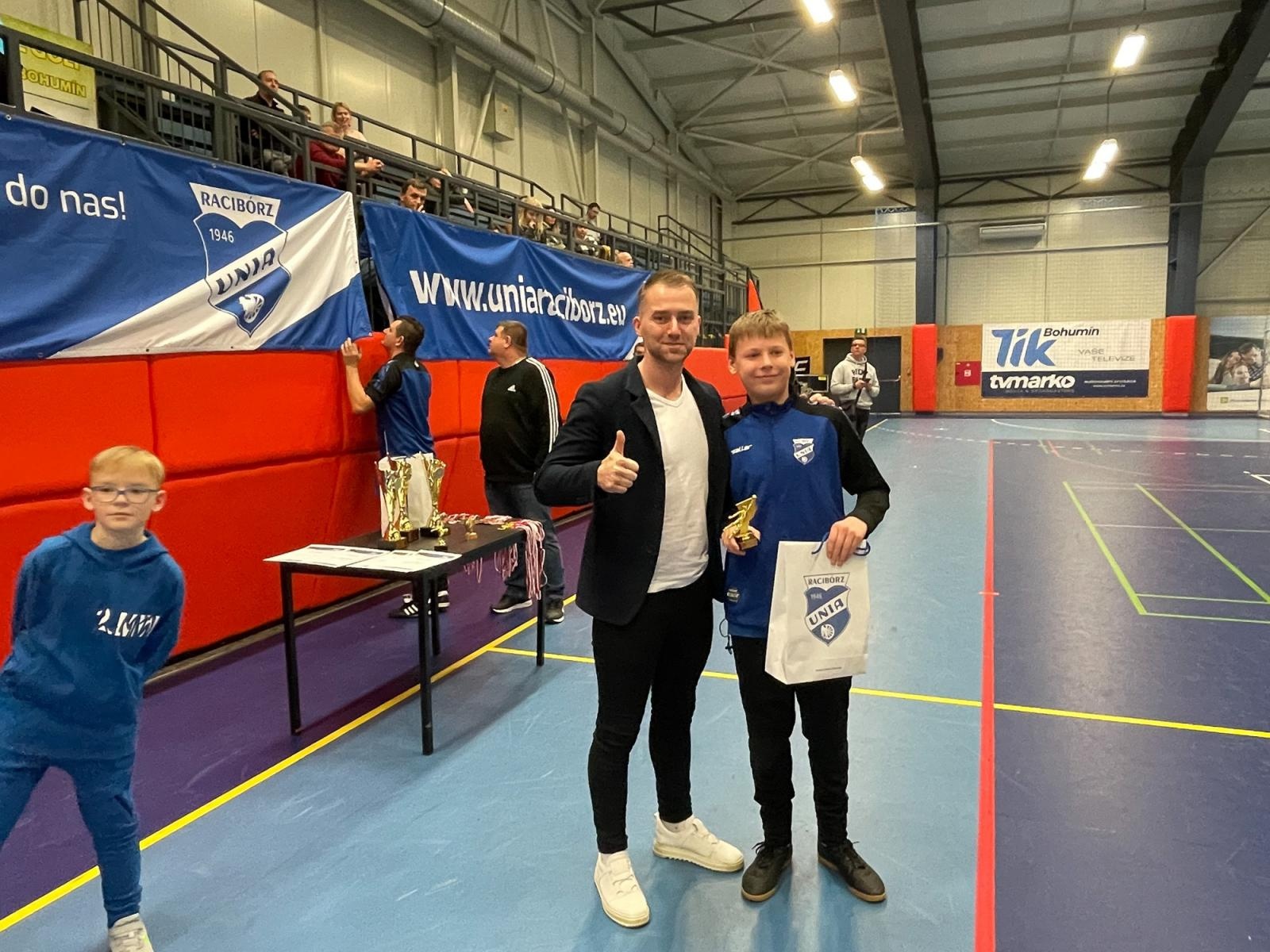 Zdjęcie w galerii na portalu naszraciborz.pl: Piłkarska rywalizacja rocznika 2010 o Puchar Prezesa Unii Racibórz [FOTO i WIDEO] wiadomości z regionu