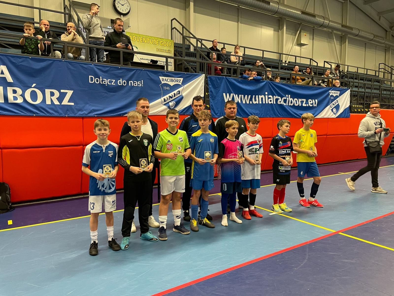 Zdjęcie w galerii na portalu naszraciborz.pl: Piłkarska rywalizacja rocznika 2010 o Puchar Prezesa Unii Racibórz [FOTO i WIDEO] wiadomości z regionu