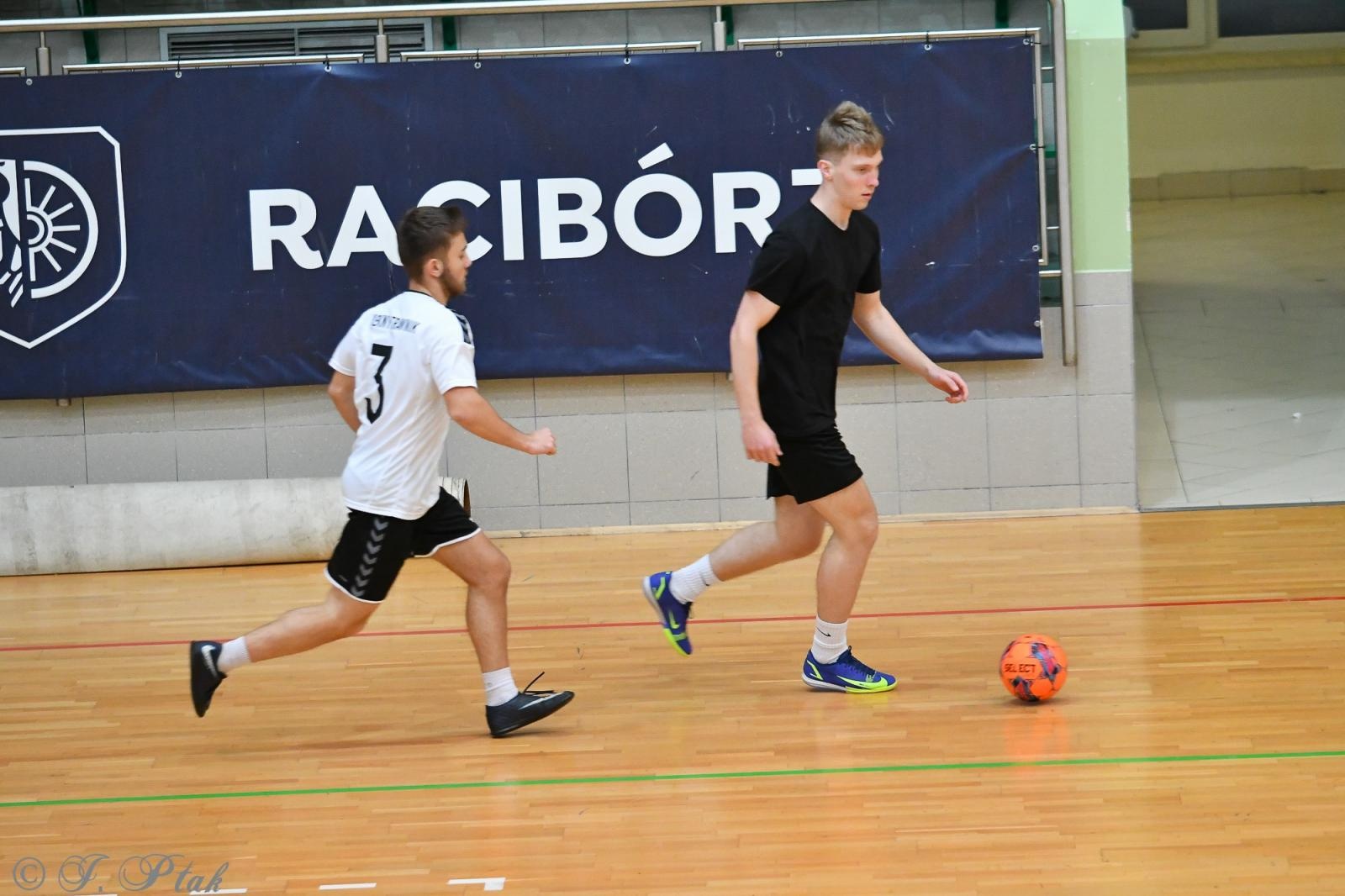 Zdjęcie w galerii na portalu naszraciborz.pl: Sportowe podsumowanie weekendu wiadomości z regionu