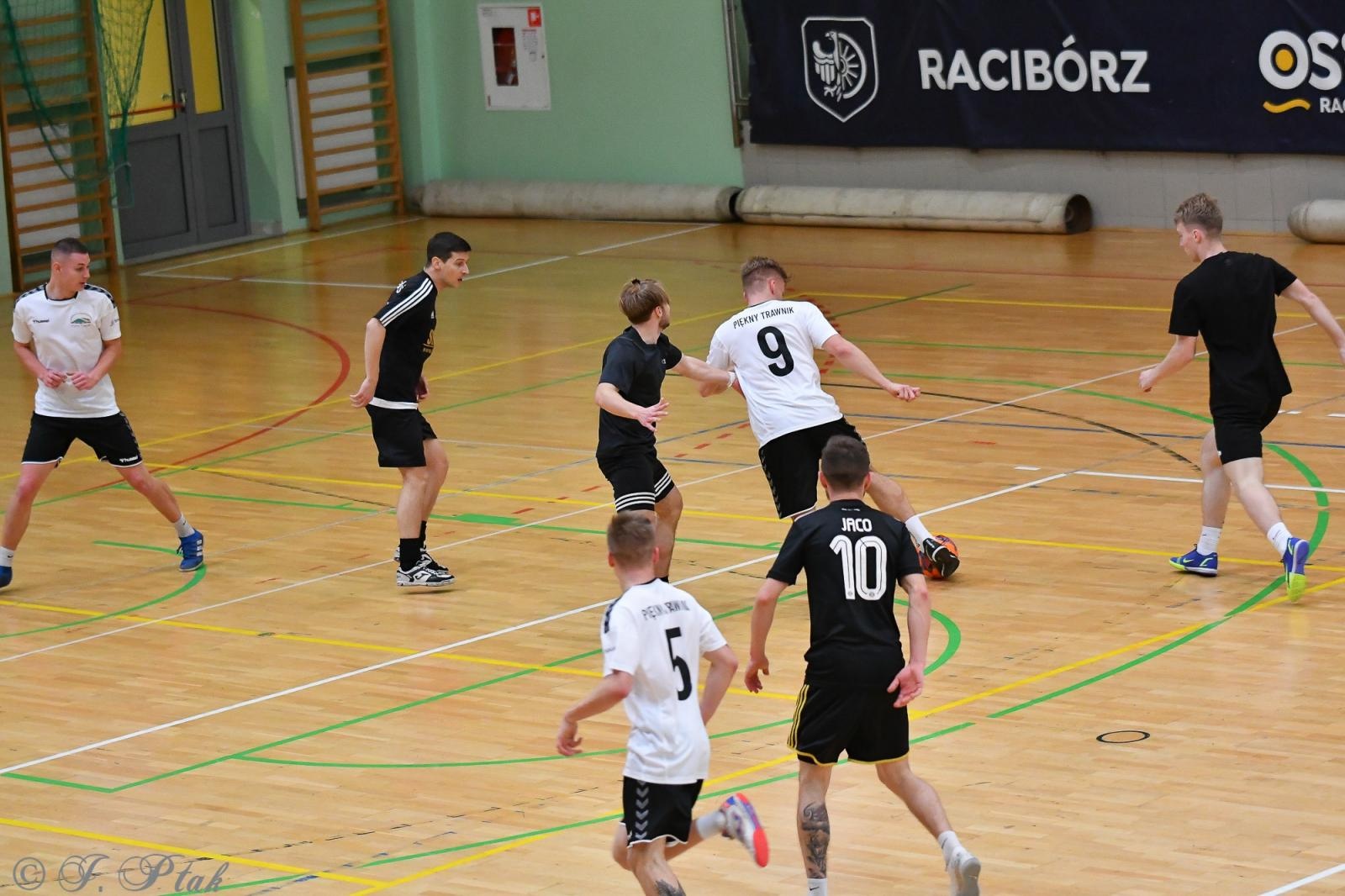 Zdjęcie w galerii na portalu naszraciborz.pl: Sportowe podsumowanie weekendu wiadomości z regionu