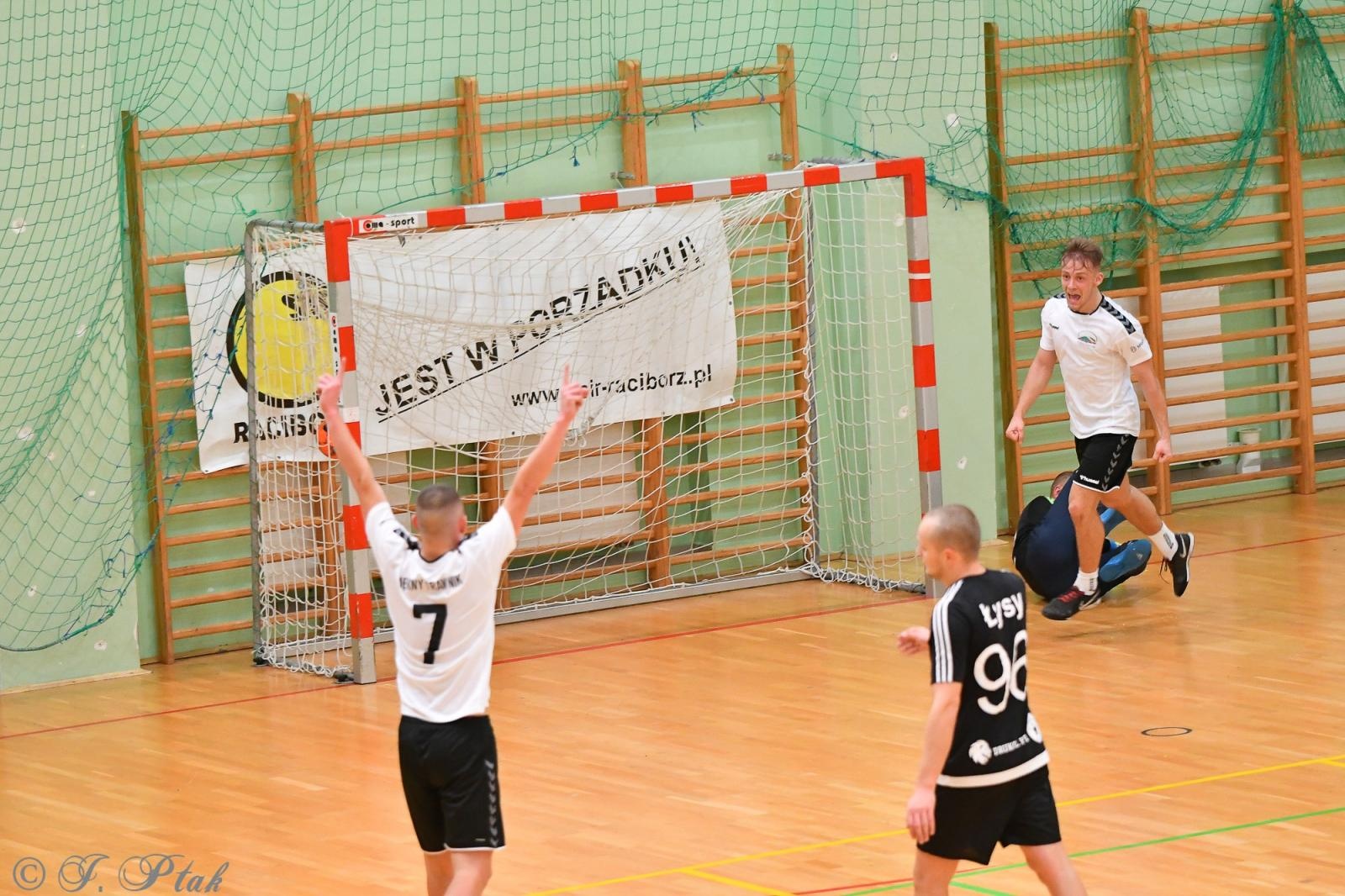 Zdjęcie w galerii na portalu naszraciborz.pl: Sportowe podsumowanie weekendu wiadomości z regionu