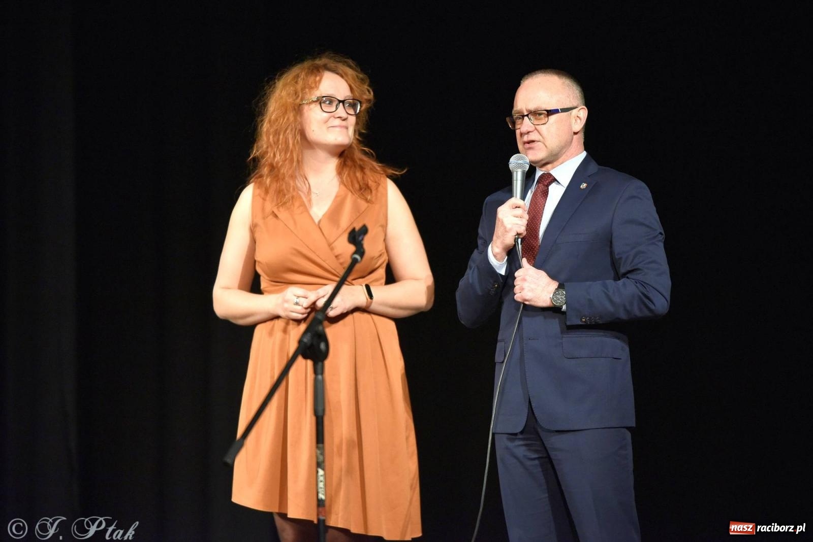 Zdjęcie w galerii na portalu naszraciborz.pl: Dzień Babci i Dziadka w Strzesze [FOTO i WIDEO] wiadomości z regionu