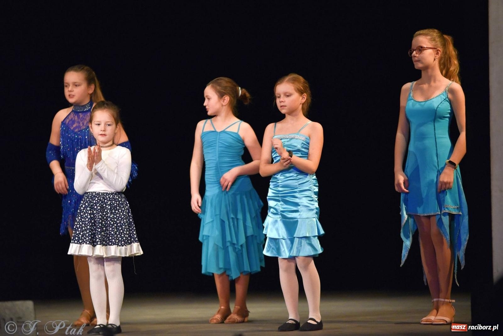 Zdjęcie w galerii na portalu naszraciborz.pl: Dzień Babci i Dziadka w Strzesze [FOTO i WIDEO] wiadomości z regionu