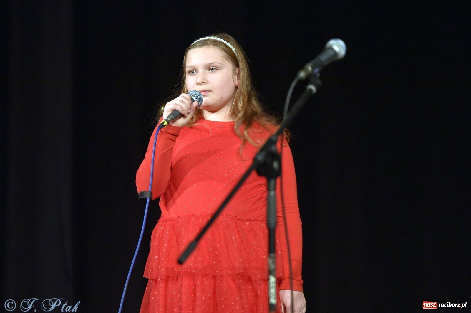 Zdjęcie w galerii na portalu naszraciborz.pl: Dzień Babci i Dziadka w Strzesze [FOTO i WIDEO] wiadomości z regionu