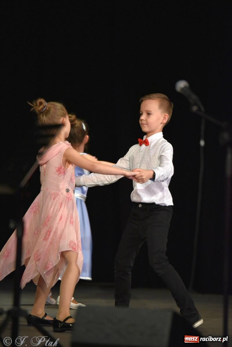 Zdjęcie w galerii na portalu naszraciborz.pl: Dzień Babci i Dziadka w Strzesze [FOTO i WIDEO] wiadomości z regionu