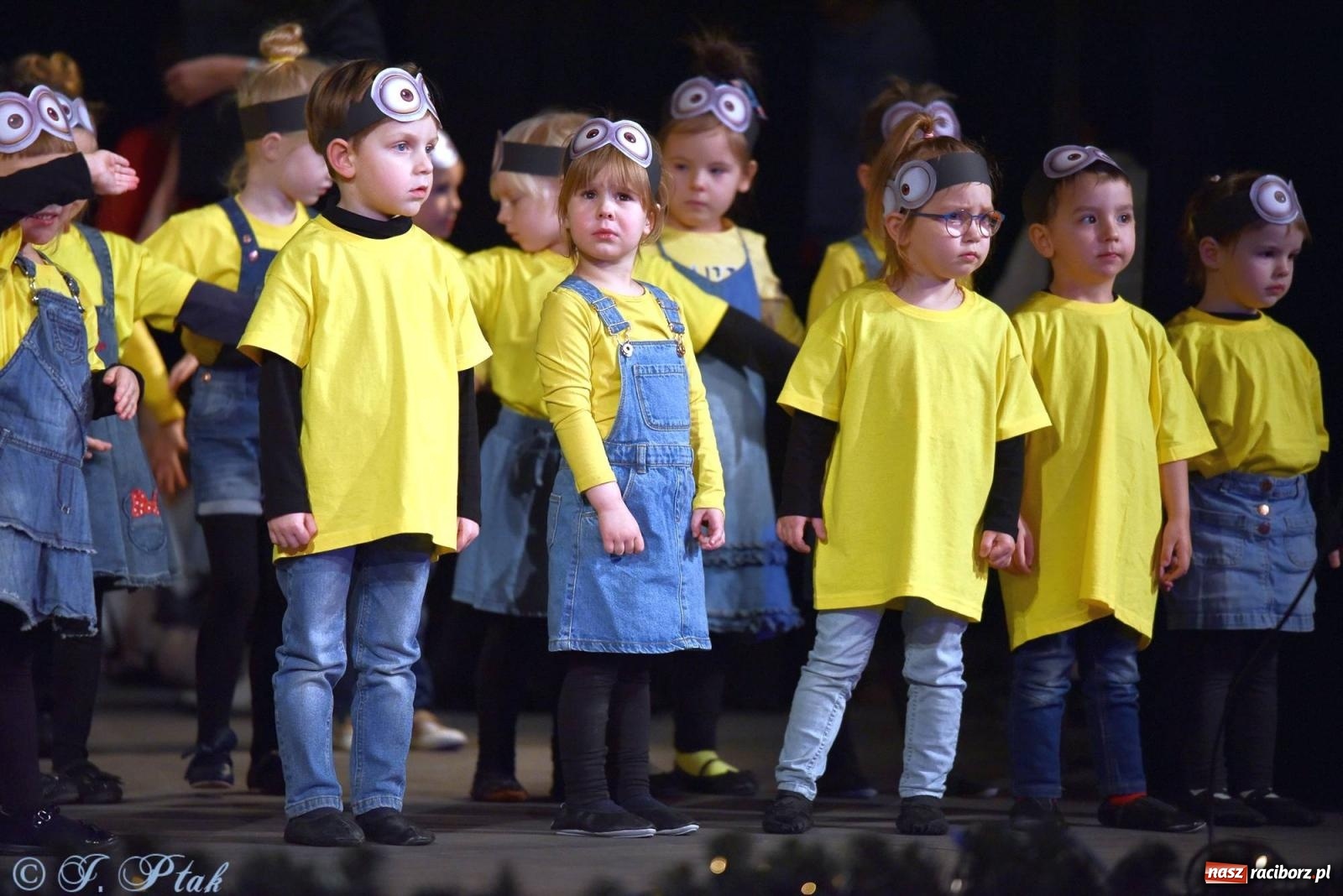 Zdjęcie w galerii na portalu naszraciborz.pl: Dzień Babci i Dziadka w Strzesze [FOTO i WIDEO] wiadomości z regionu